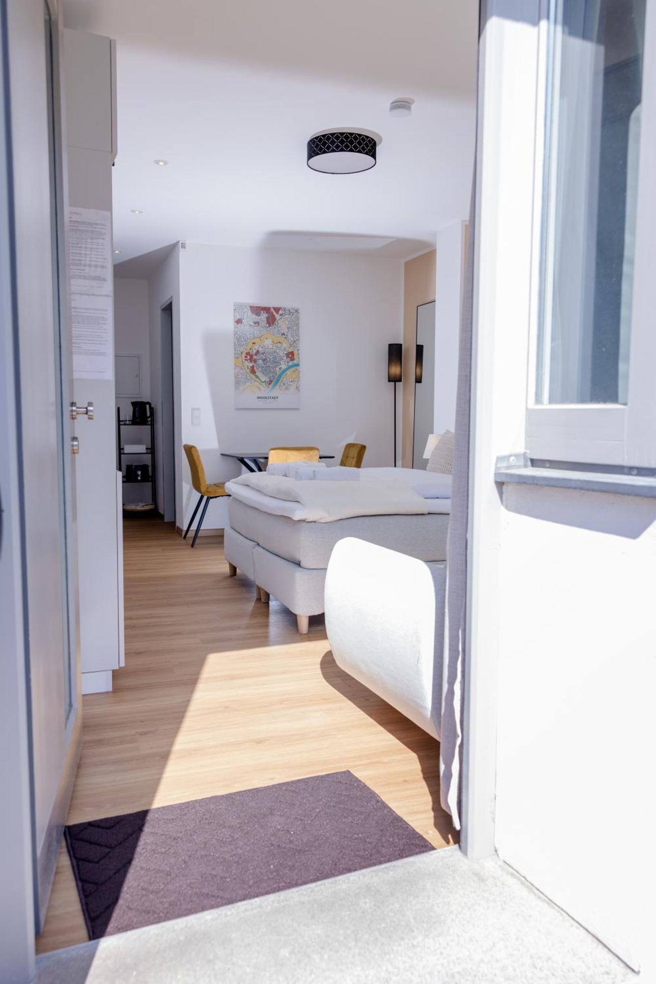 Lumen Homes - Altstadt-Studio Direkt Im Zentrum, Kueche, Netflix, Oeffentlicher Parkplatz Ums Eck 因戈尔施塔特 外观 照片