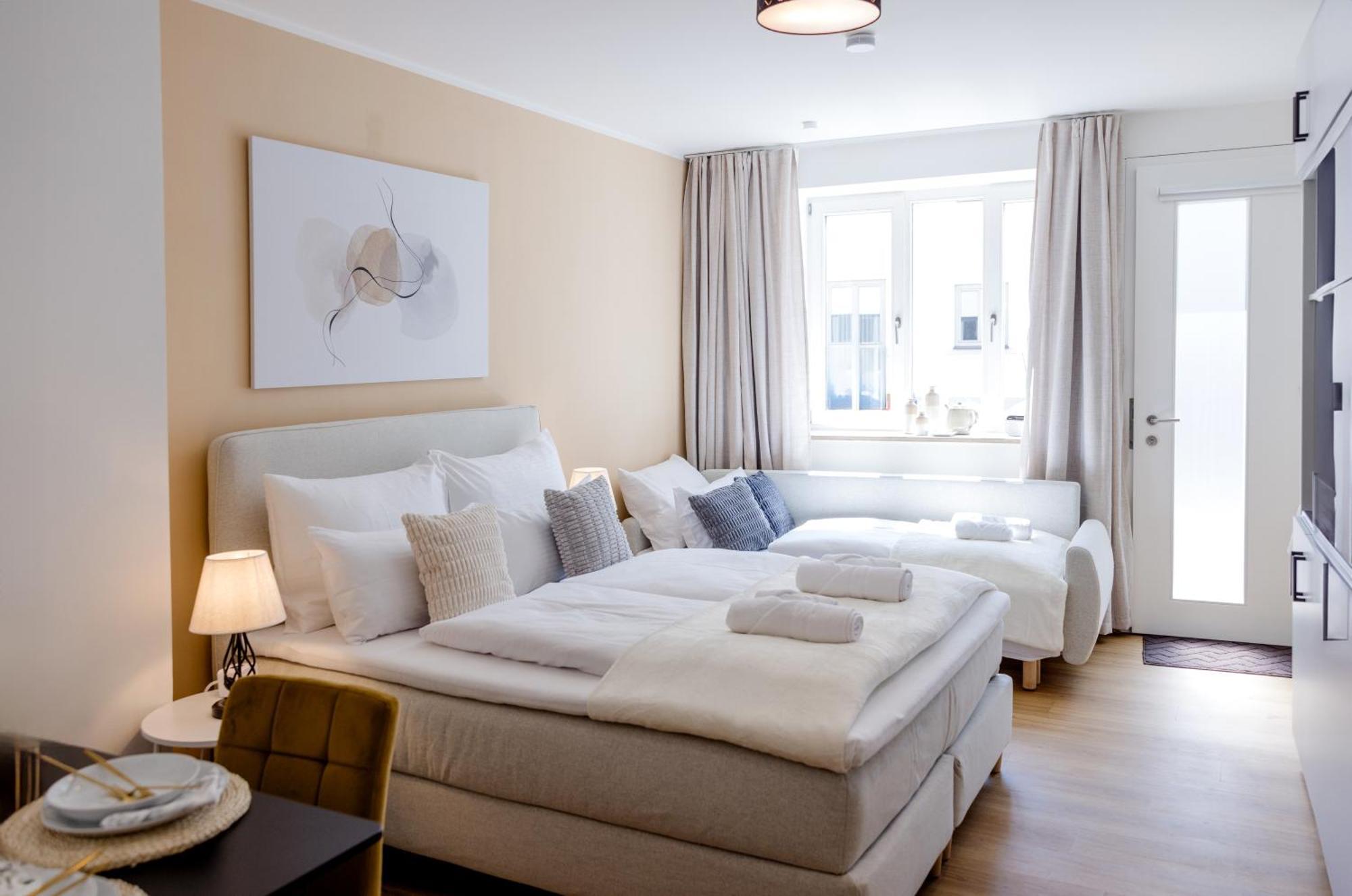 Lumen Homes - Altstadt-Studio Direkt Im Zentrum, Kueche, Netflix, Oeffentlicher Parkplatz Ums Eck 因戈尔施塔特 外观 照片